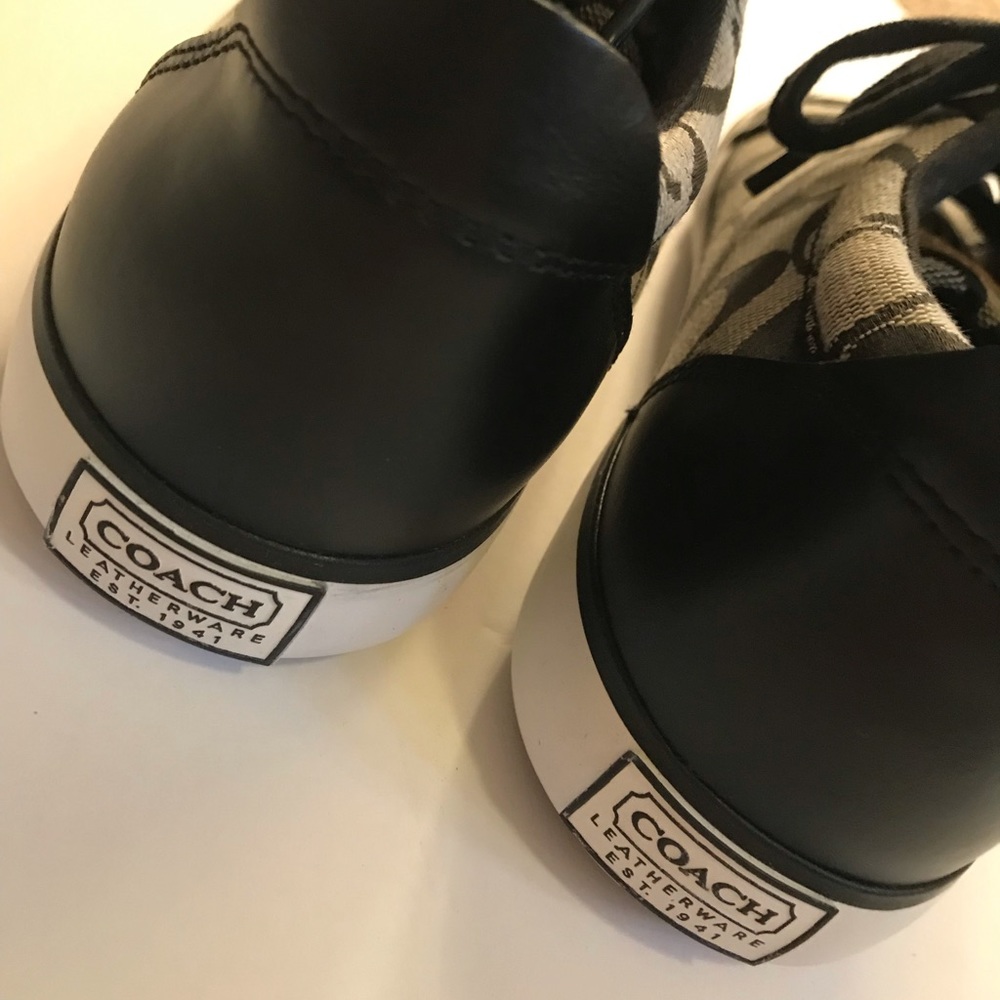 NIB Coach Barrett sneakers. Black/why/blk. Cute!!